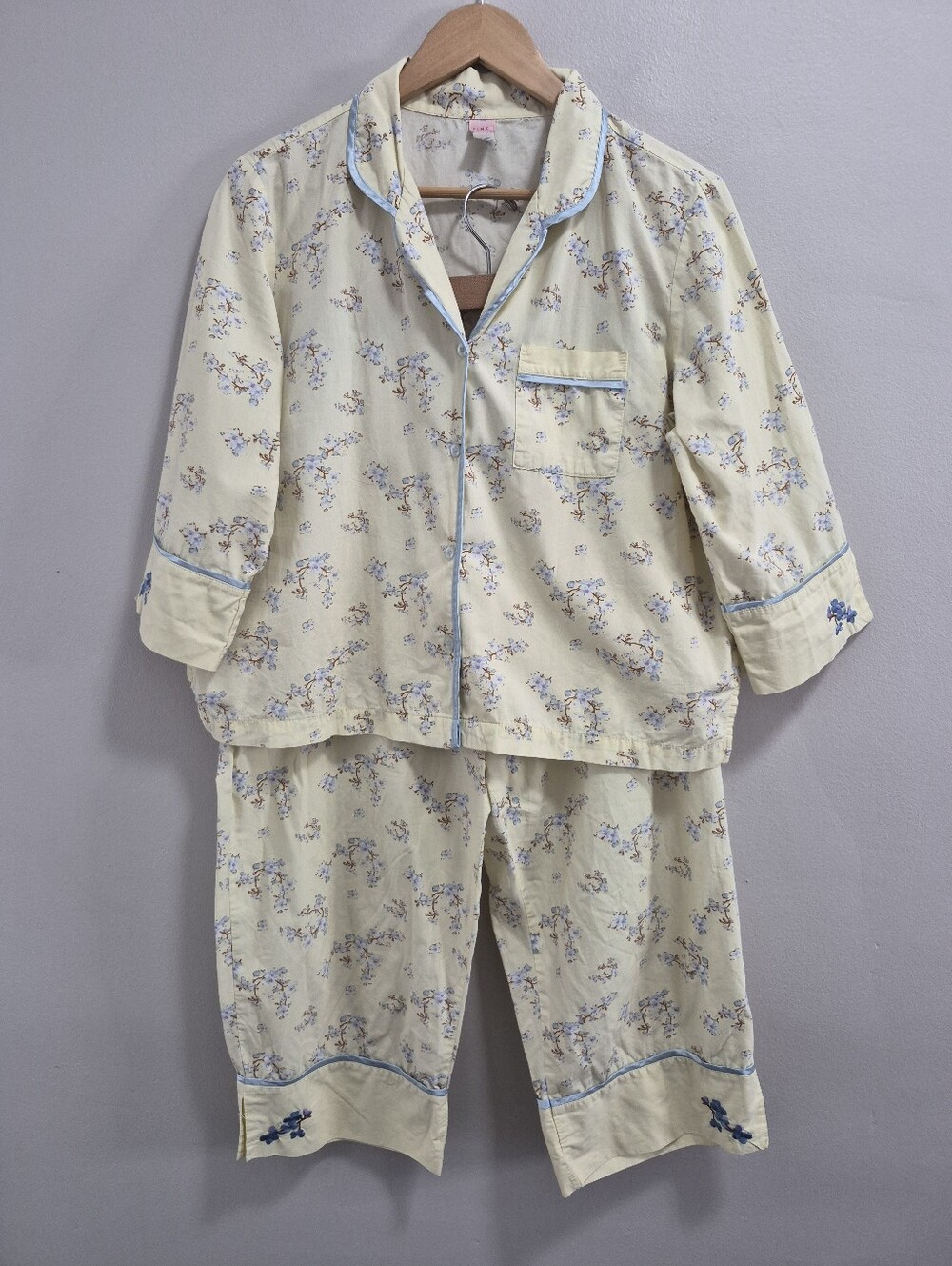 Vintage Victoria's Secret Pink Floral Satin Trim Embroidered Pajama Set Large